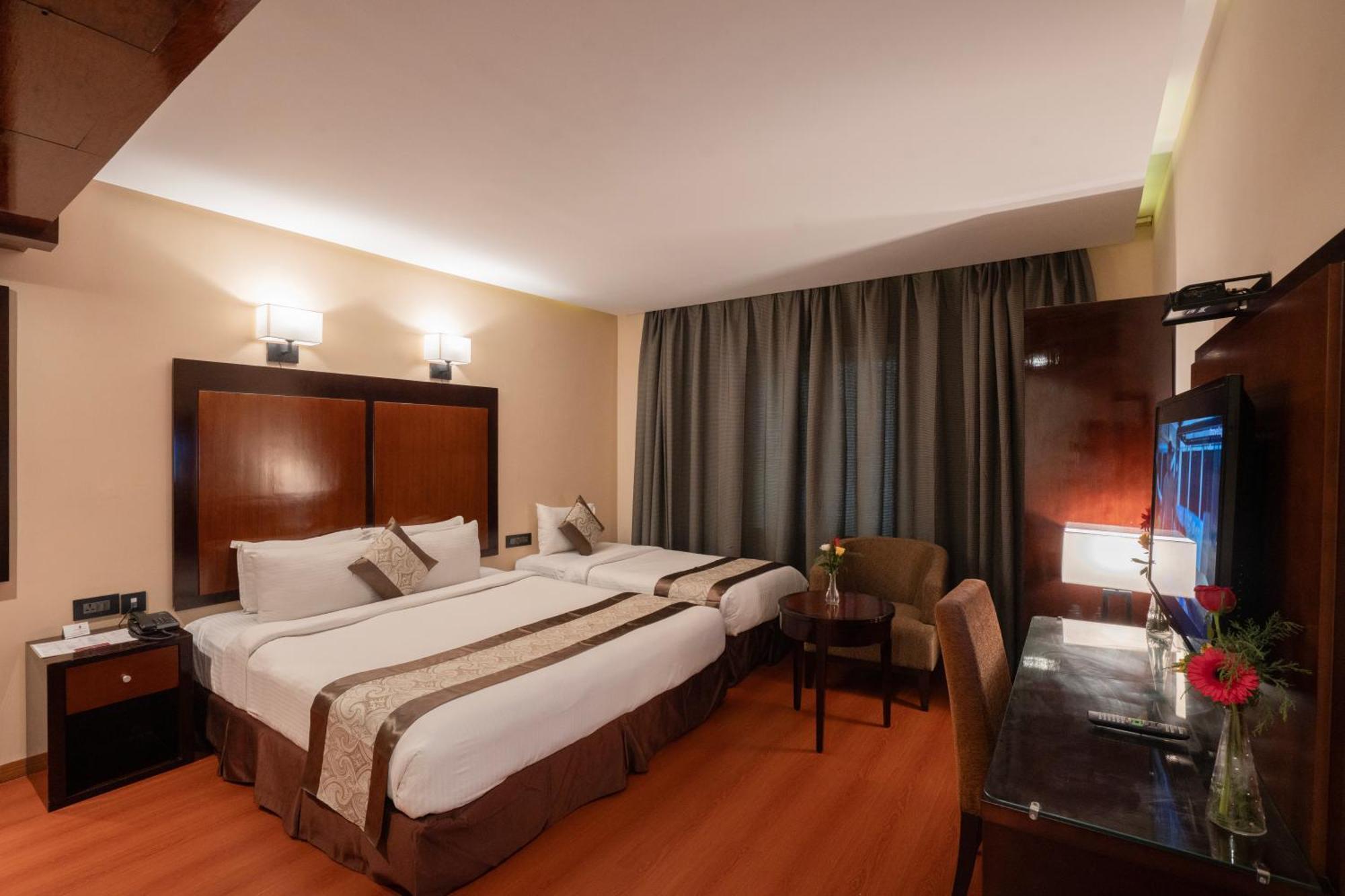 Park Avenue Hotel Nungambakkam Ченнаї Екстер'єр фото