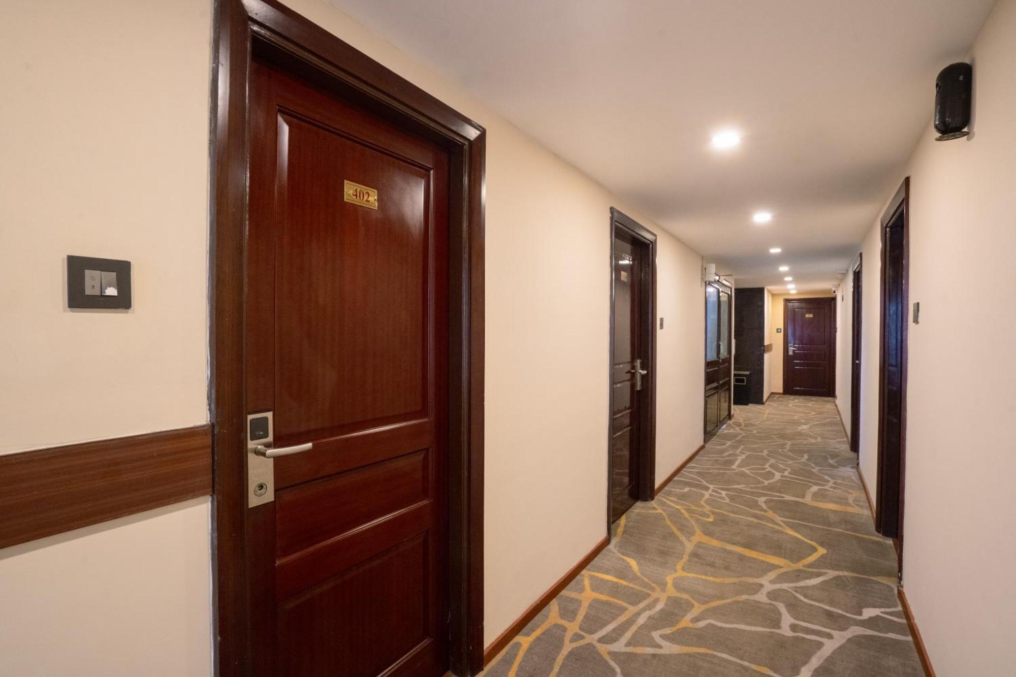 Park Avenue Hotel Nungambakkam Ченнаї Екстер'єр фото