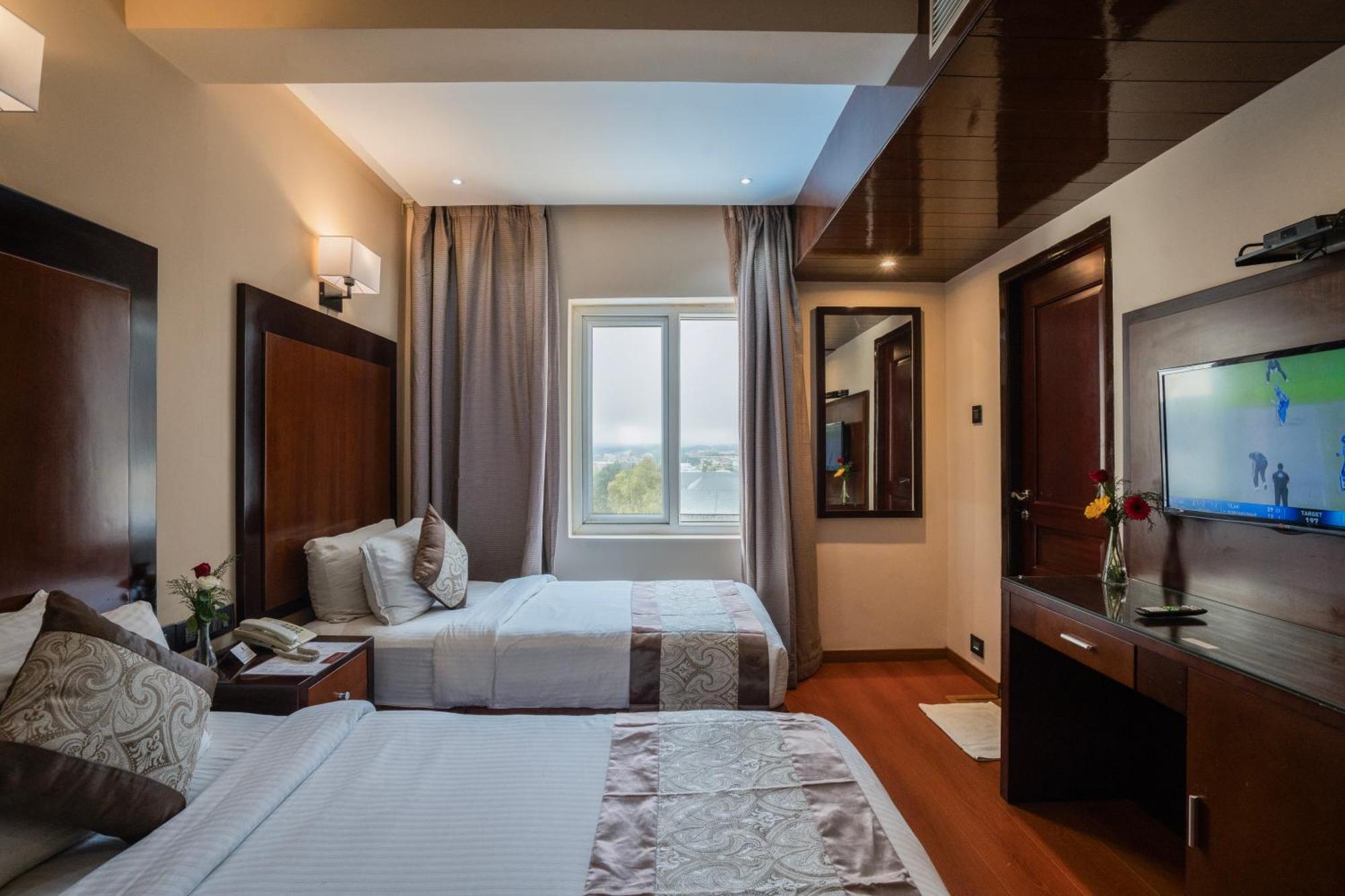 Park Avenue Hotel Nungambakkam Ченнаї Екстер'єр фото