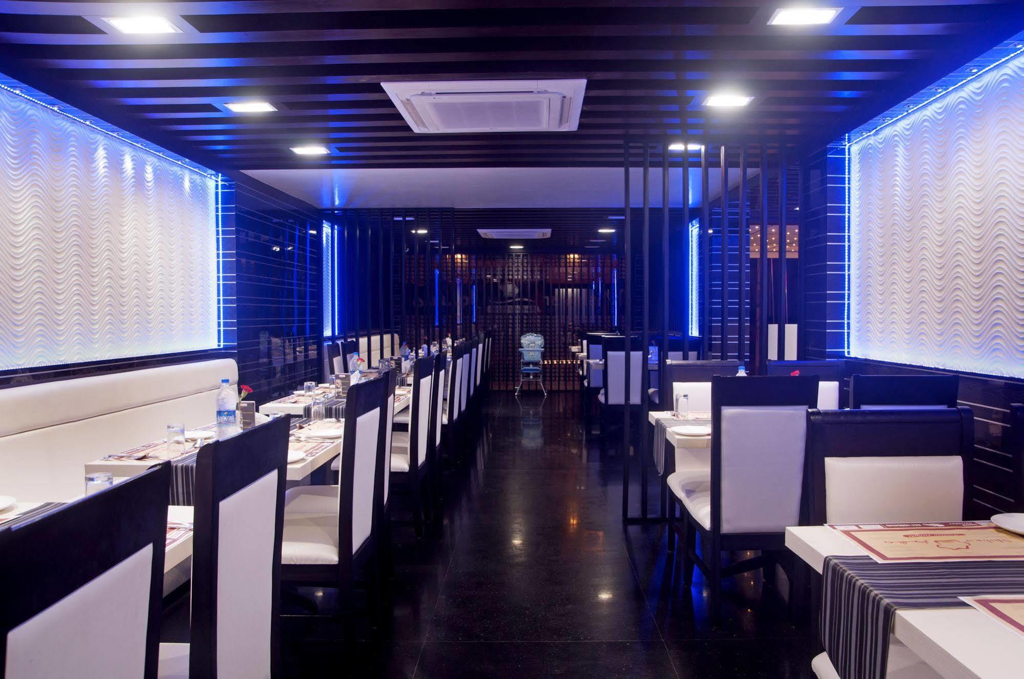 Park Avenue Hotel Nungambakkam Ченнаї Екстер'єр фото
